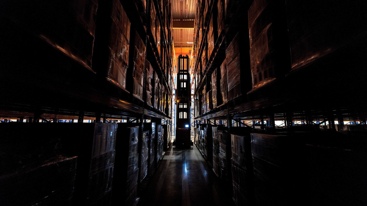 Dark Warehouse and Lights-out Warehouse in practice | KION GROUP AG